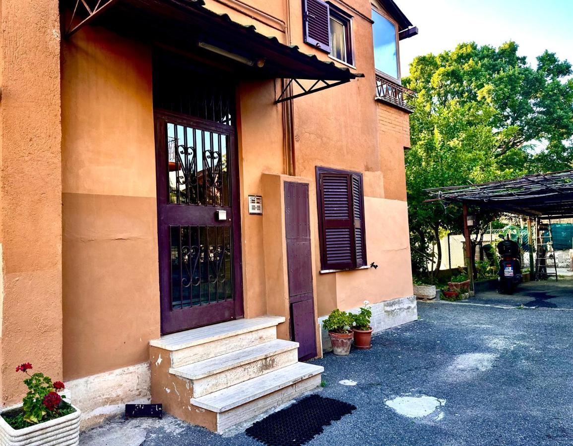 Apartment Gemelli-san Pietro-trastevere-casa Con Posto Auto Rome