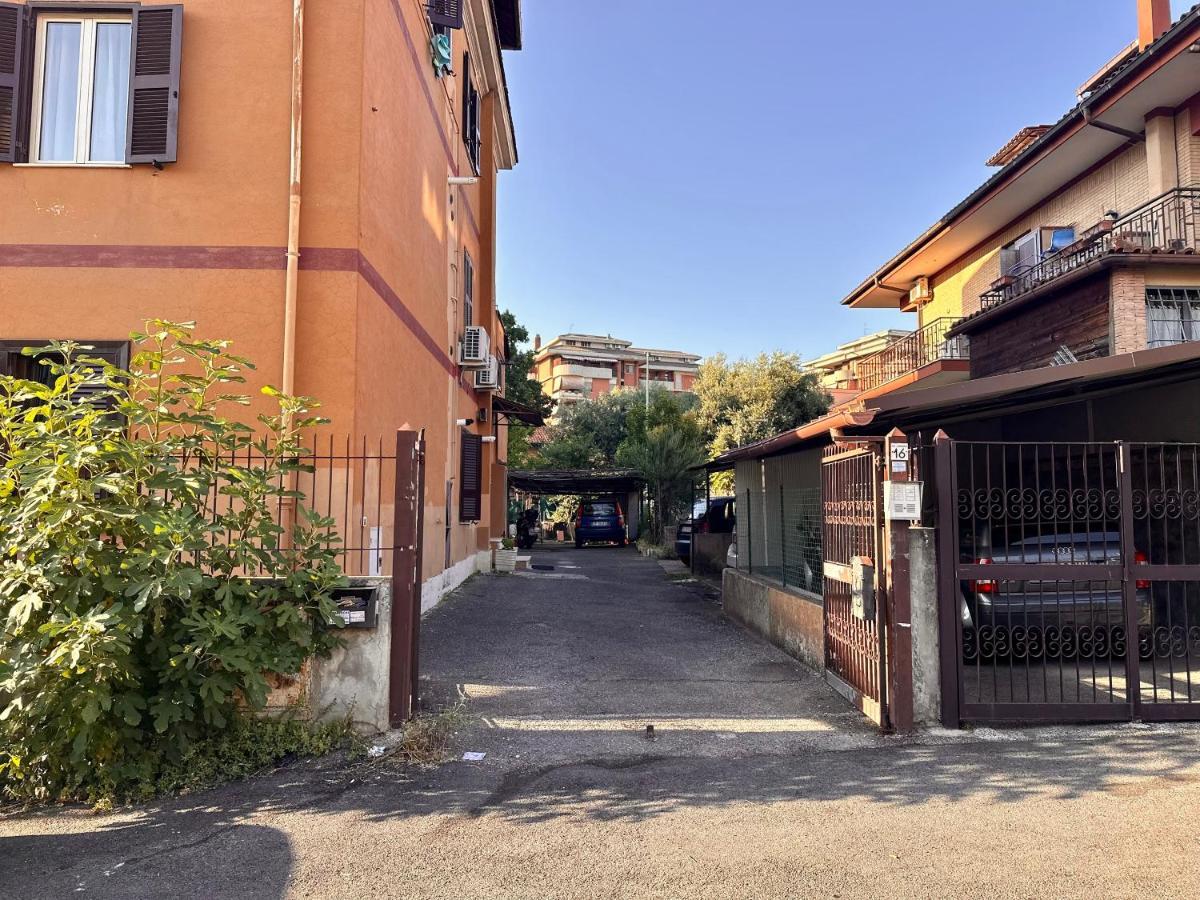 Apartment Gemelli-san Pietro-trastevere-casa Con Posto Auto