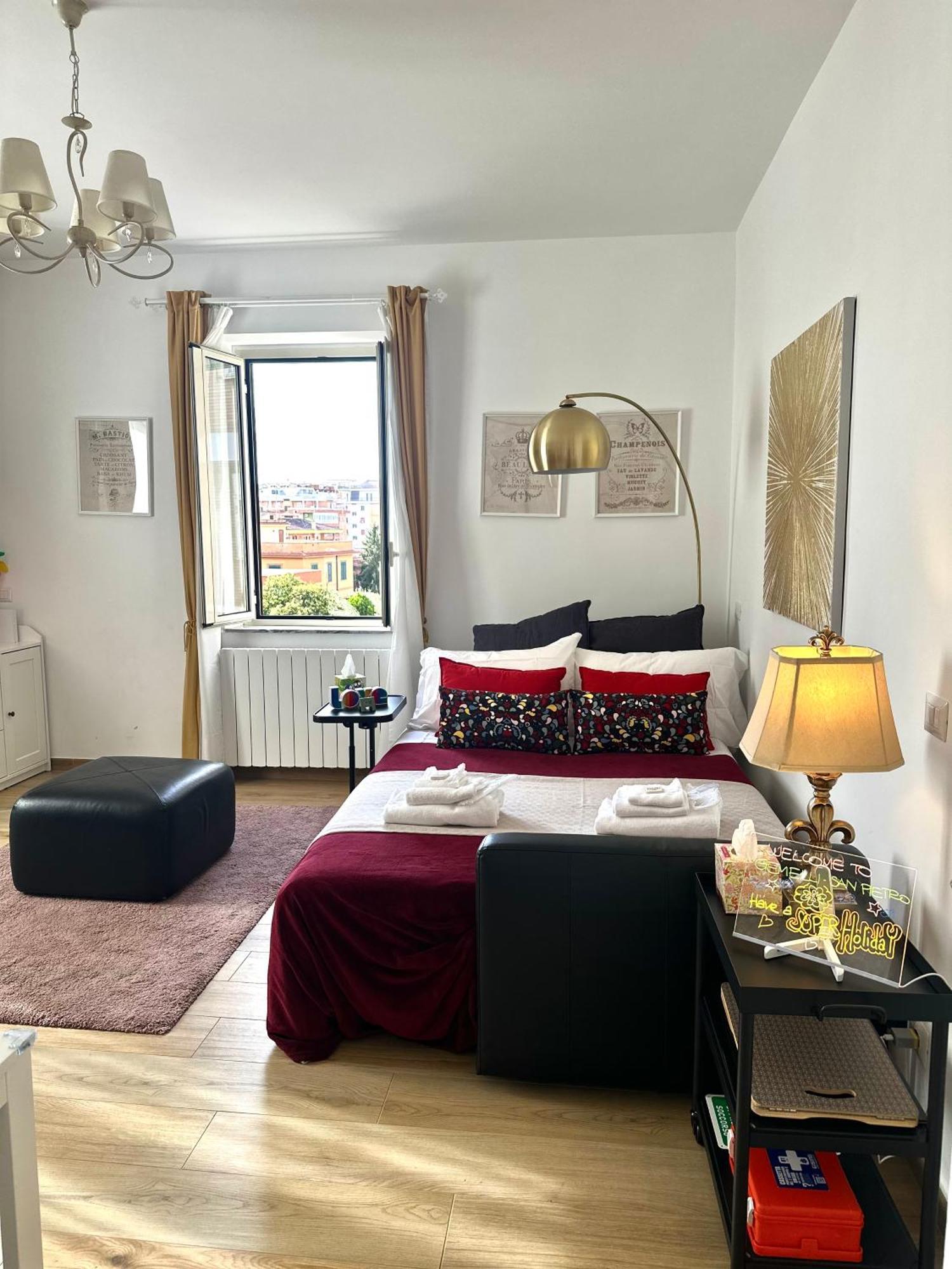 Gemelli-san Pietro-trastevere-casa Con Posto Auto Apartment Rome